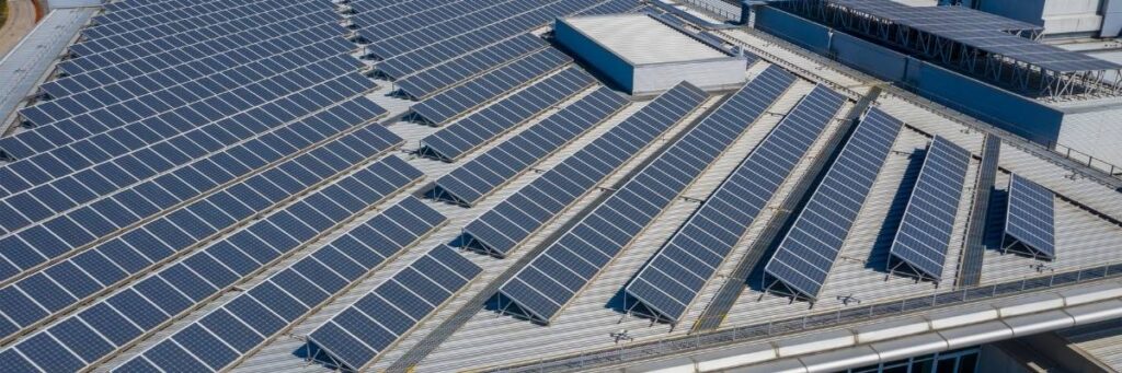 Why commercial space should invest in Rooftop Solar Jakson Solar