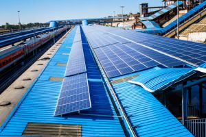 Land transmission infrastructure remain key bottlenecks for further growth in Indias renewable energy Report